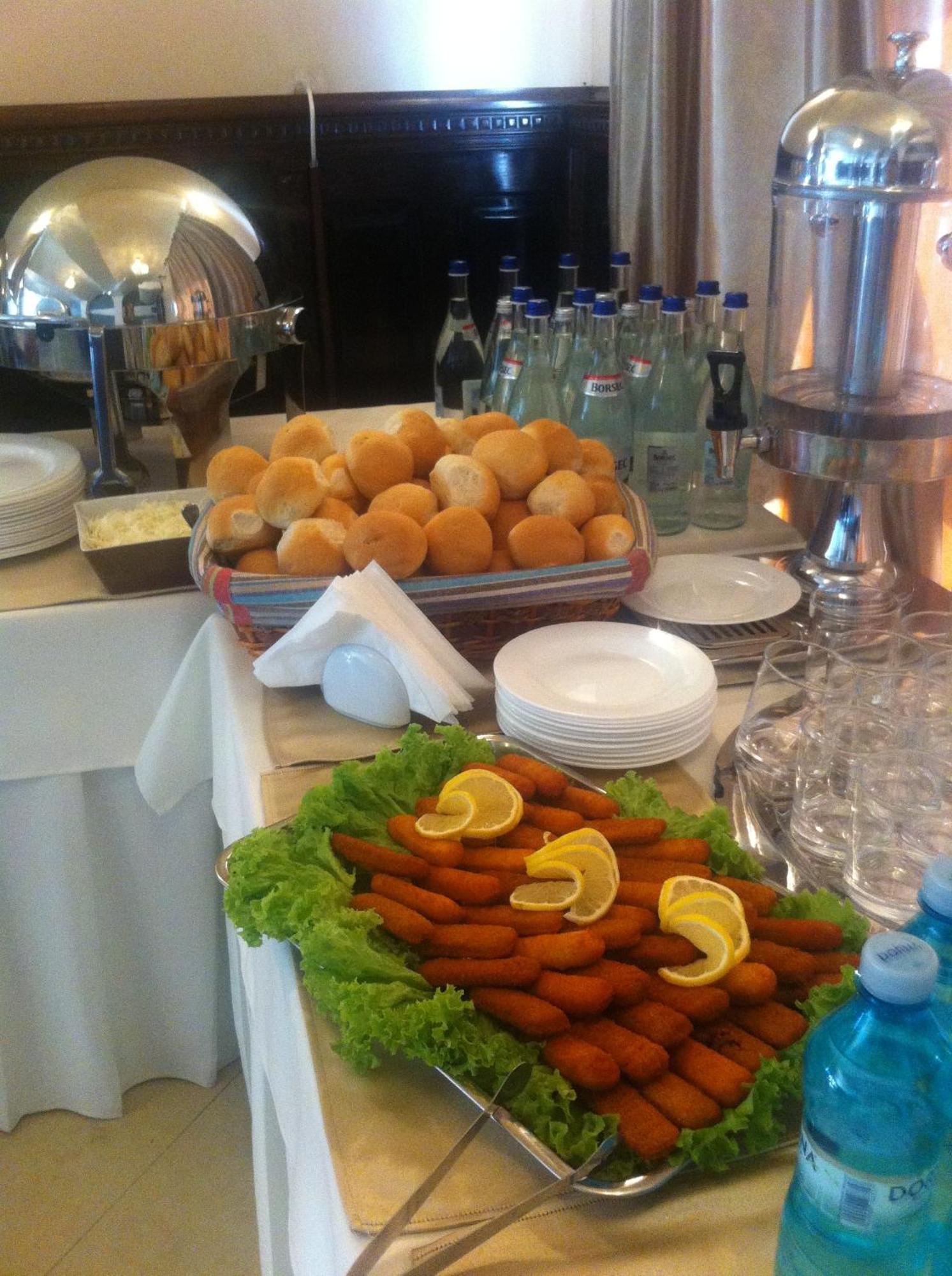 קלרשי Hotel Baden מראה חיצוני תמונה