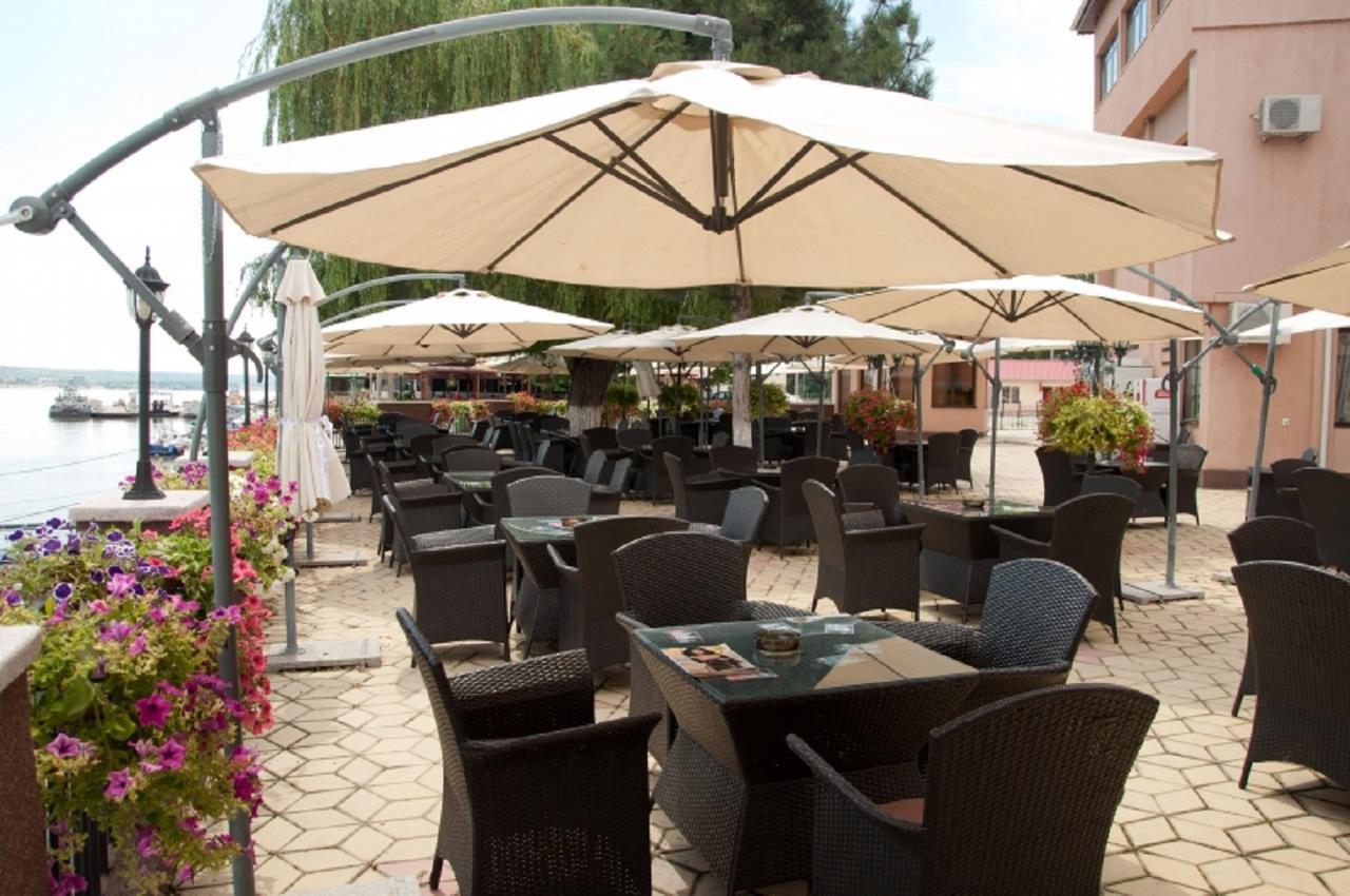 קלרשי Hotel Baden מראה חיצוני תמונה